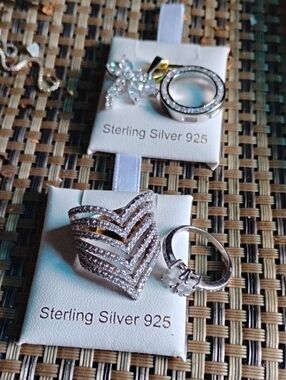 Sterling Silver 925 Chevron Crystal Statement Ring + Silver Ring &925 Pendant pa